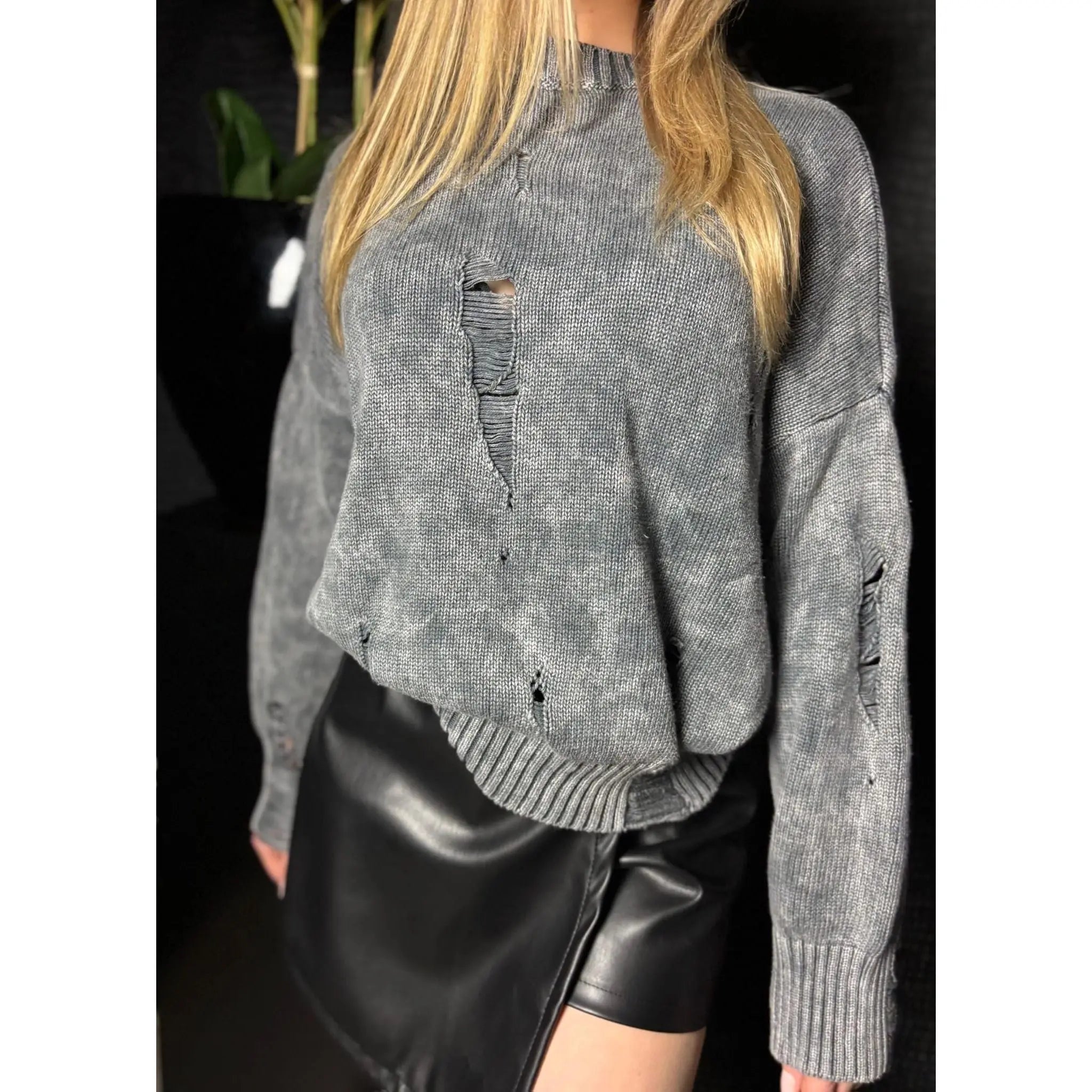 TRUI MET SCHEUREN - ANTRACIET - Five Twenty Eight