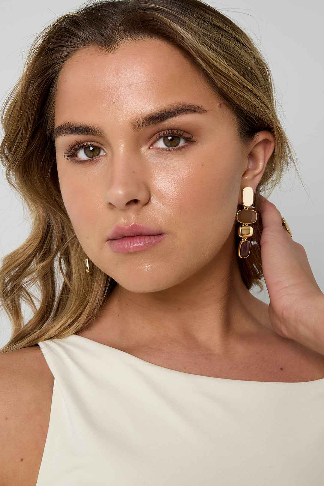 Waarom deze oorbellen jouw look compleet maken