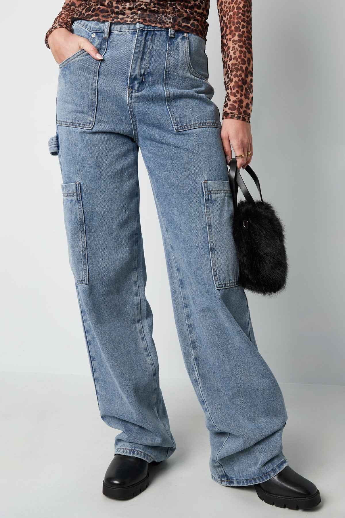 Loose Fit Jeans