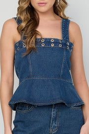 Opvallende denim top met oogjes